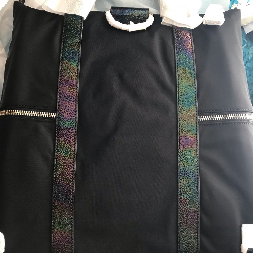SOLD🖤Henri Bendel Large Petrol Jetsetter - Picture 2 of 7